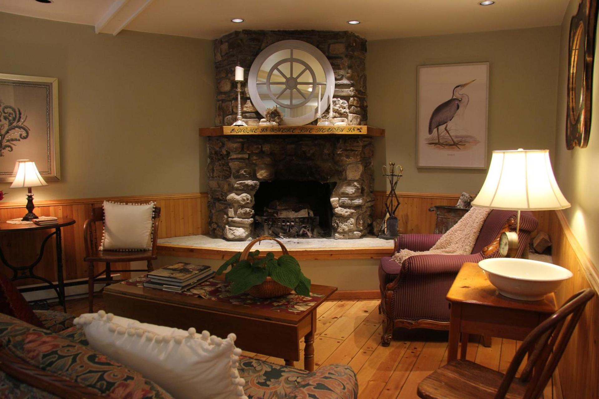 Eagle Harbor Inn photo 30