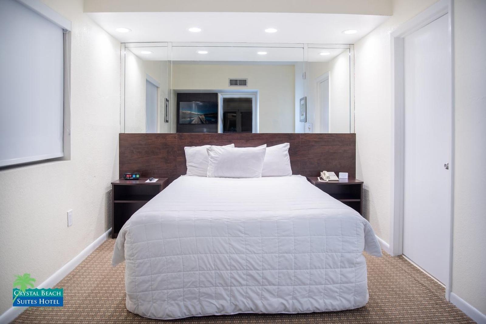 Crystal Beach Suites Miami Oceanfront Hotel photo 28