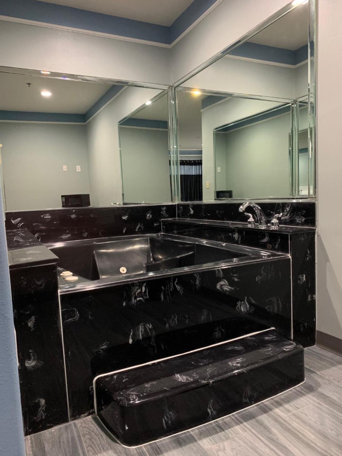 Crystal Suites photo 23