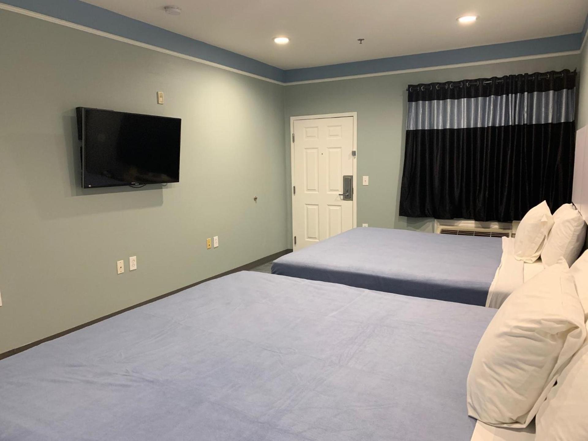 Crystal Suites photo 16