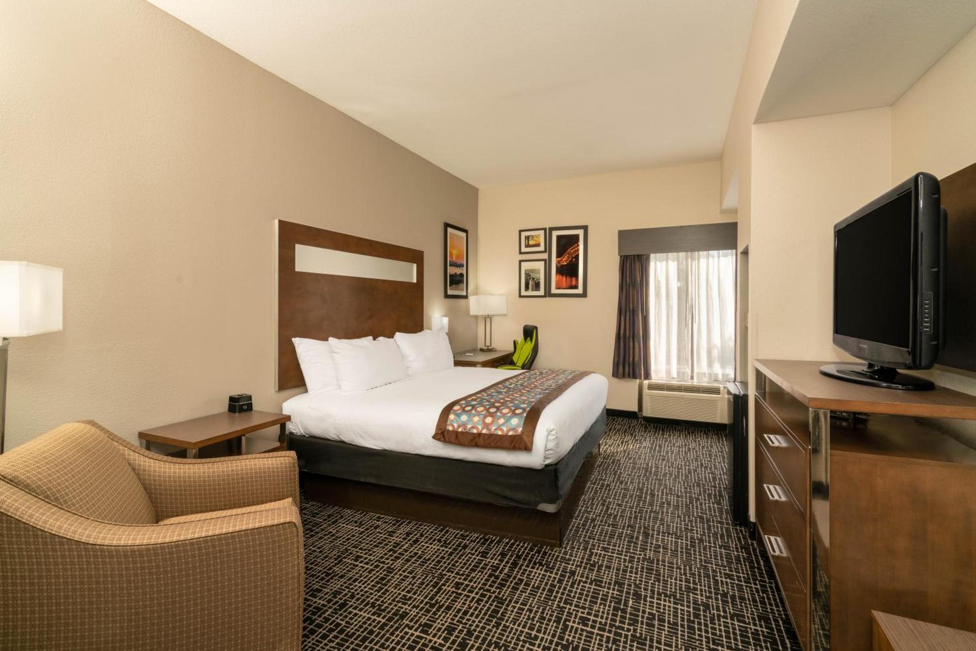Wingate by Wyndham Memphis East photo 10