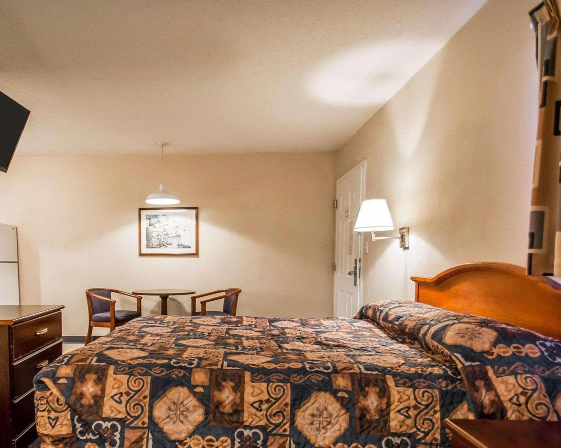 Tampa Bay Extended Stay - Airport photo 21