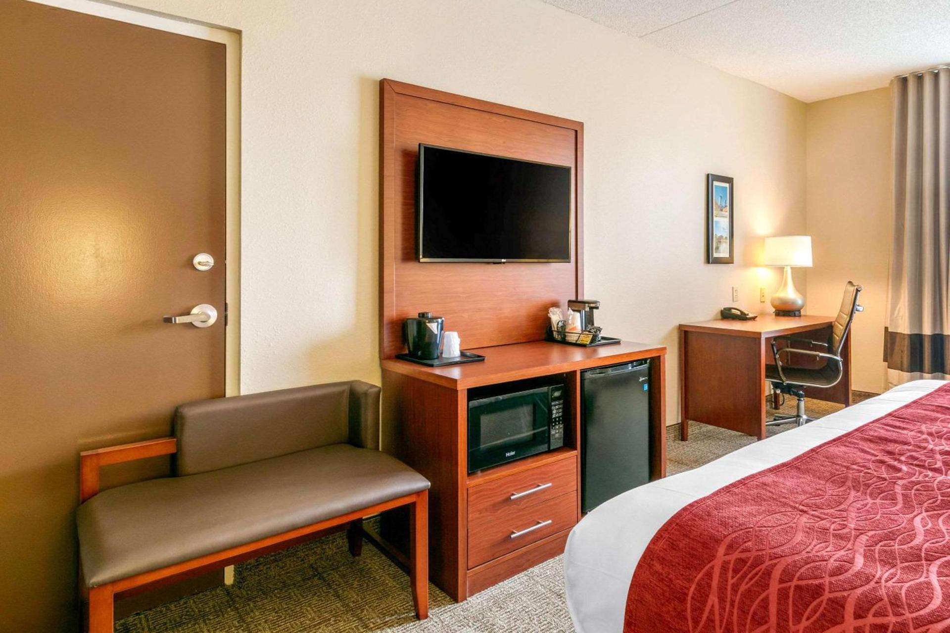 Comfort Inn & Suites Nashville Franklin Cool Springs photo 10