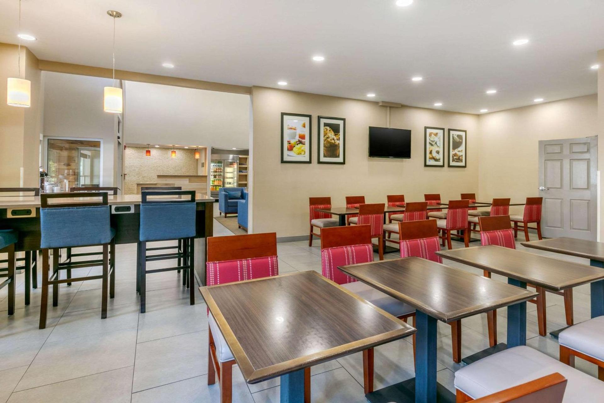 Comfort Inn & Suites Nashville Franklin Cool Springs photo 27