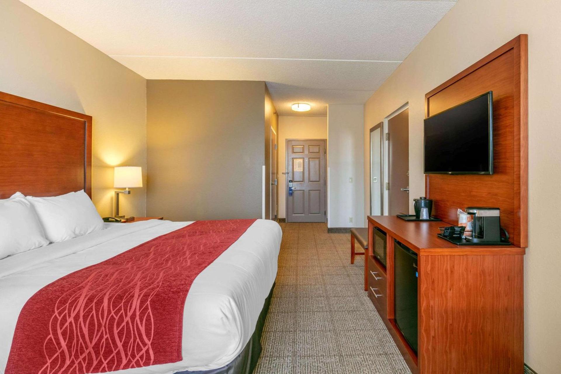 Comfort Inn & Suites Nashville Franklin Cool Springs photo 11