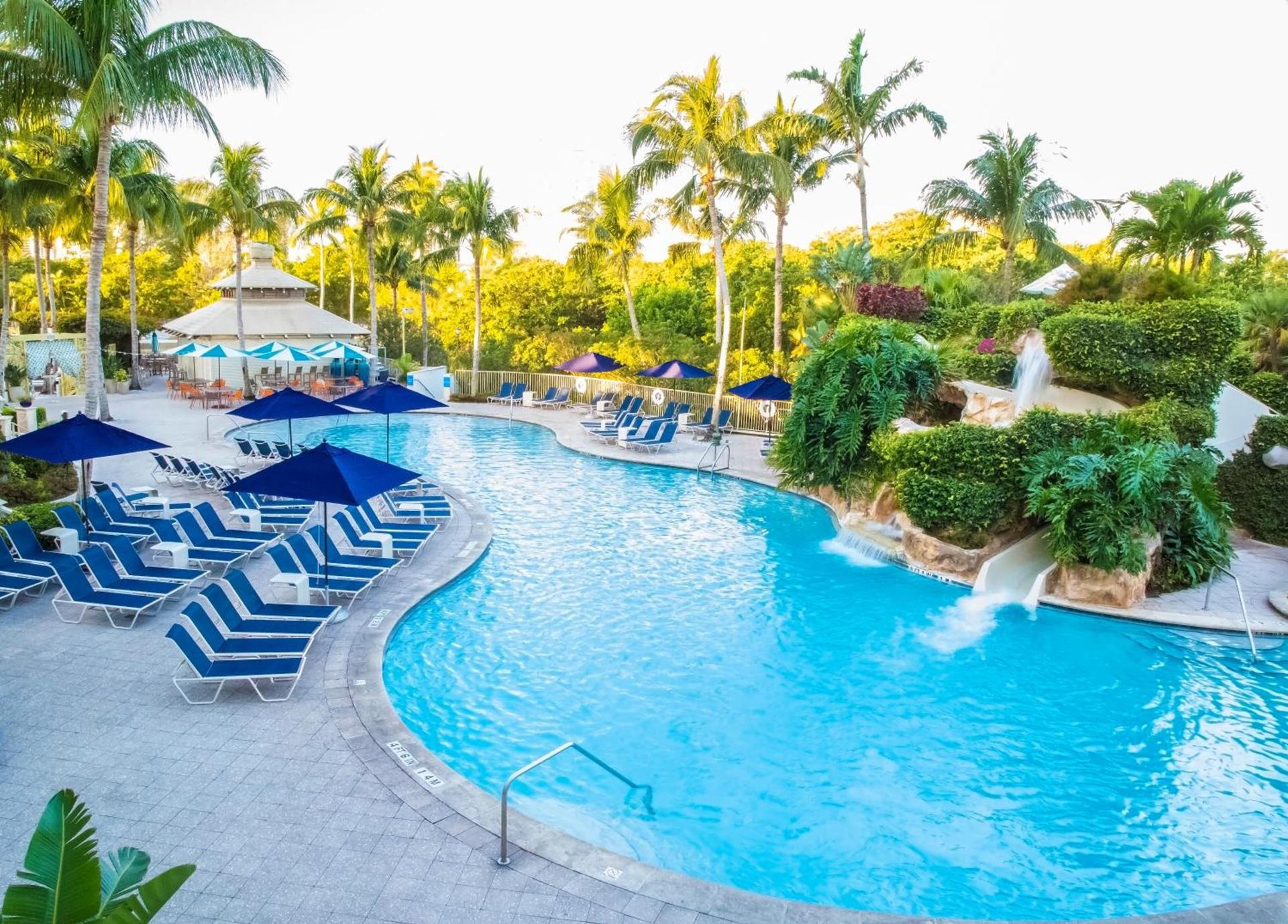 Naples Grande Beach Resort photo 2
