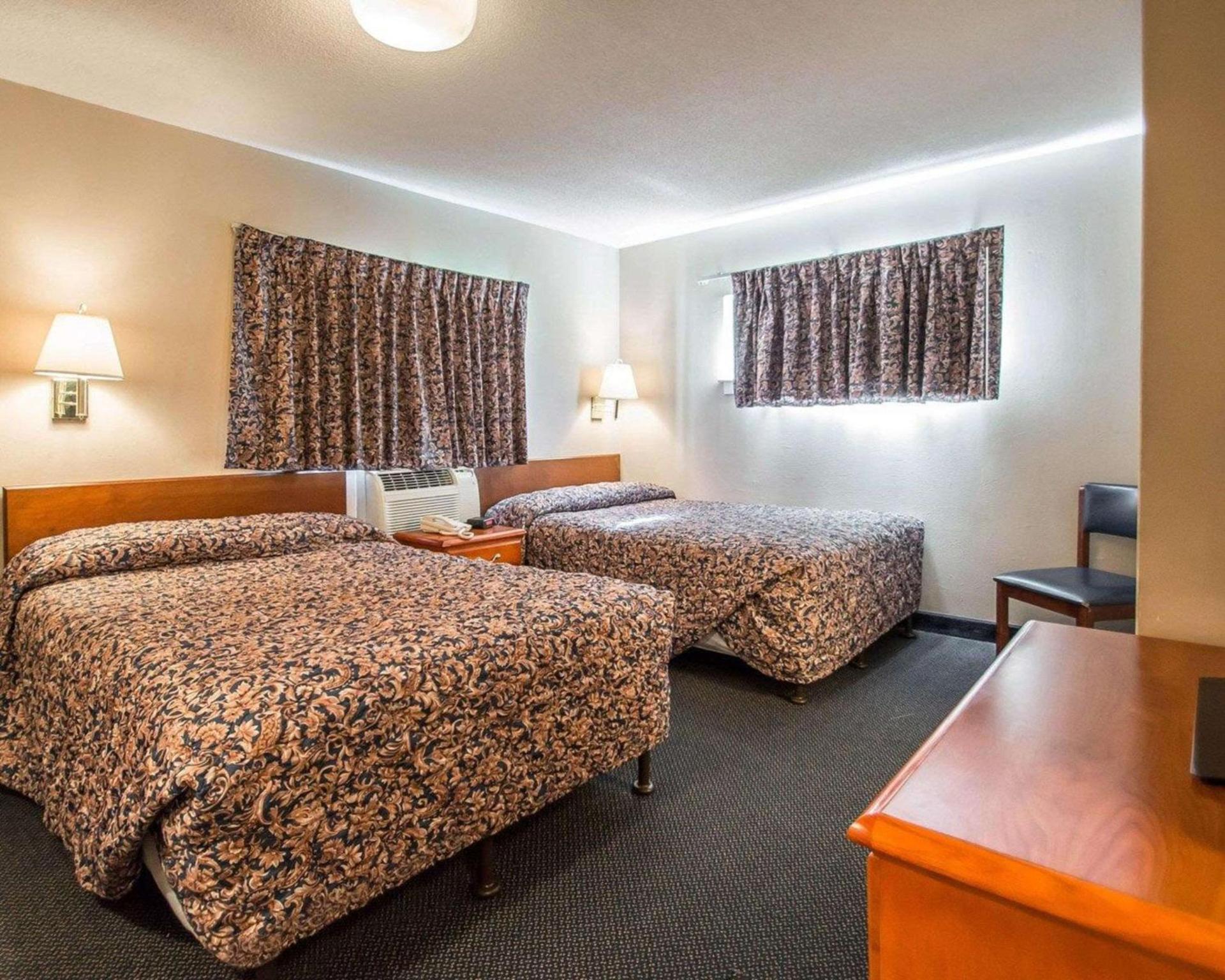 Tampa Bay Extended Stay - Airport photo 26