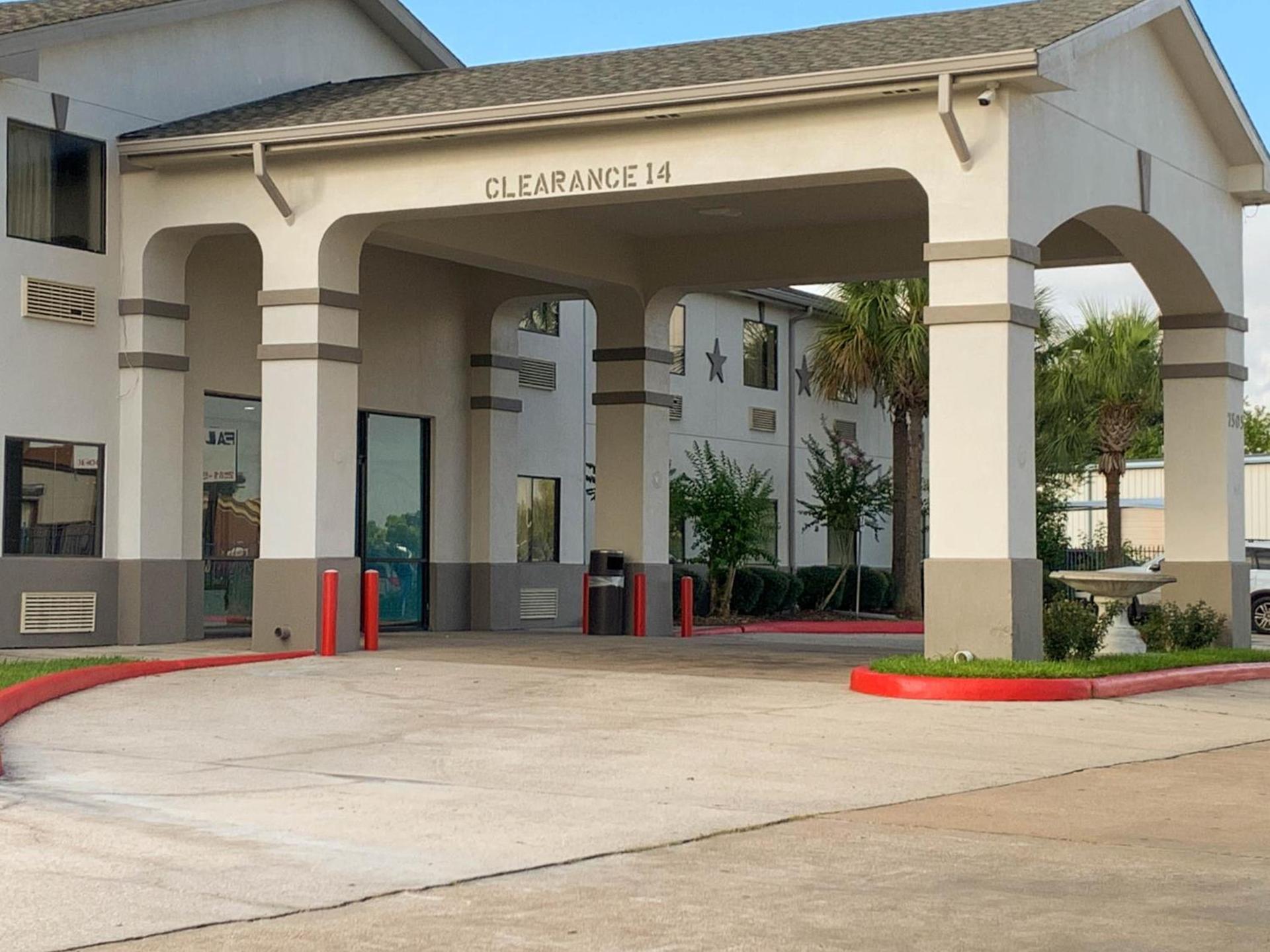 Motel 6 Houston, TX - Hwy 249 and Fallbrook photo 2