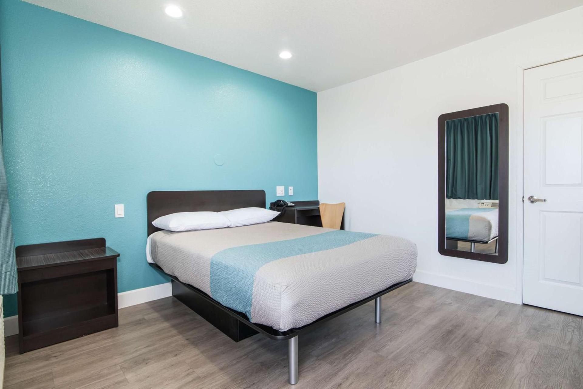 Motel 6 - Moreno Valley - Riverside March Air Base photo 23