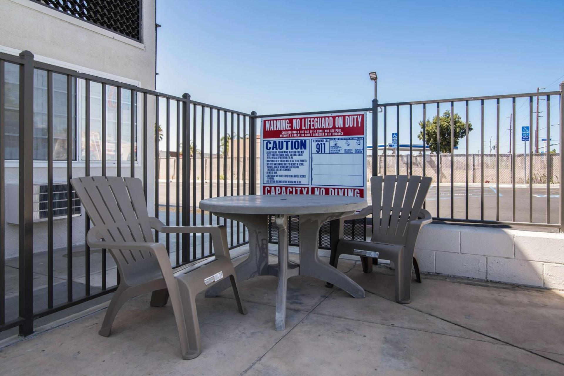 Motel 6 - Moreno Valley - Riverside March Air Base photo 3