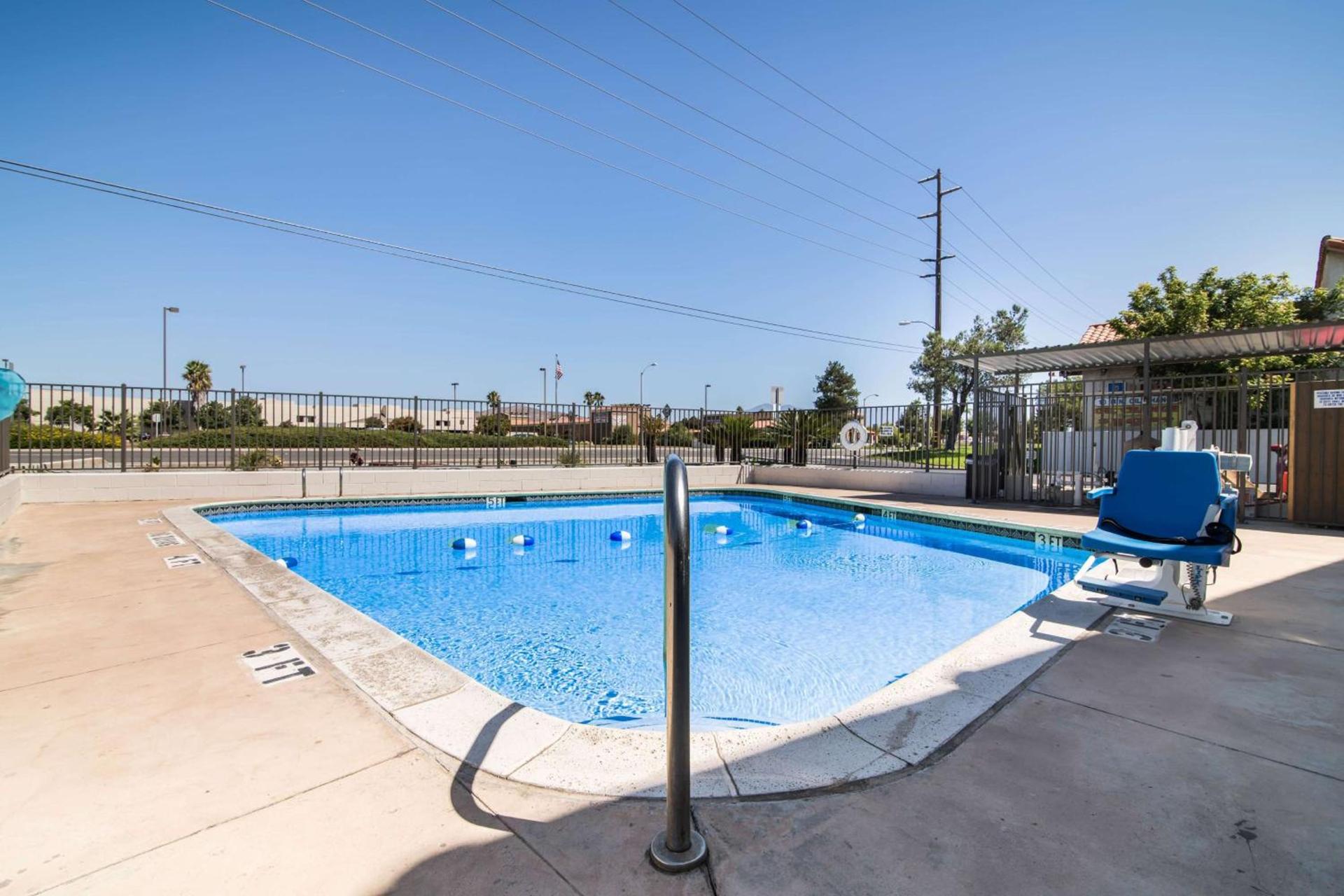 Motel 6 - Moreno Valley - Riverside March Air Base photo 16