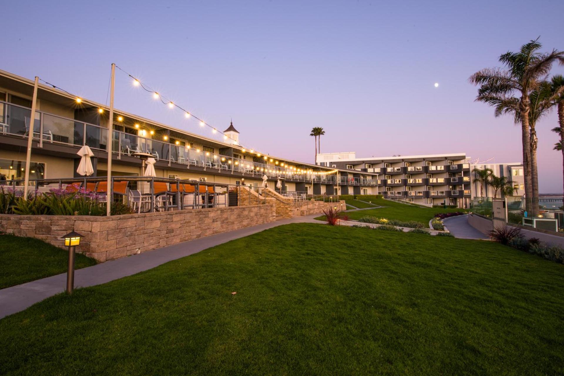 SeaCrest Oceanfront Hotel photo 21