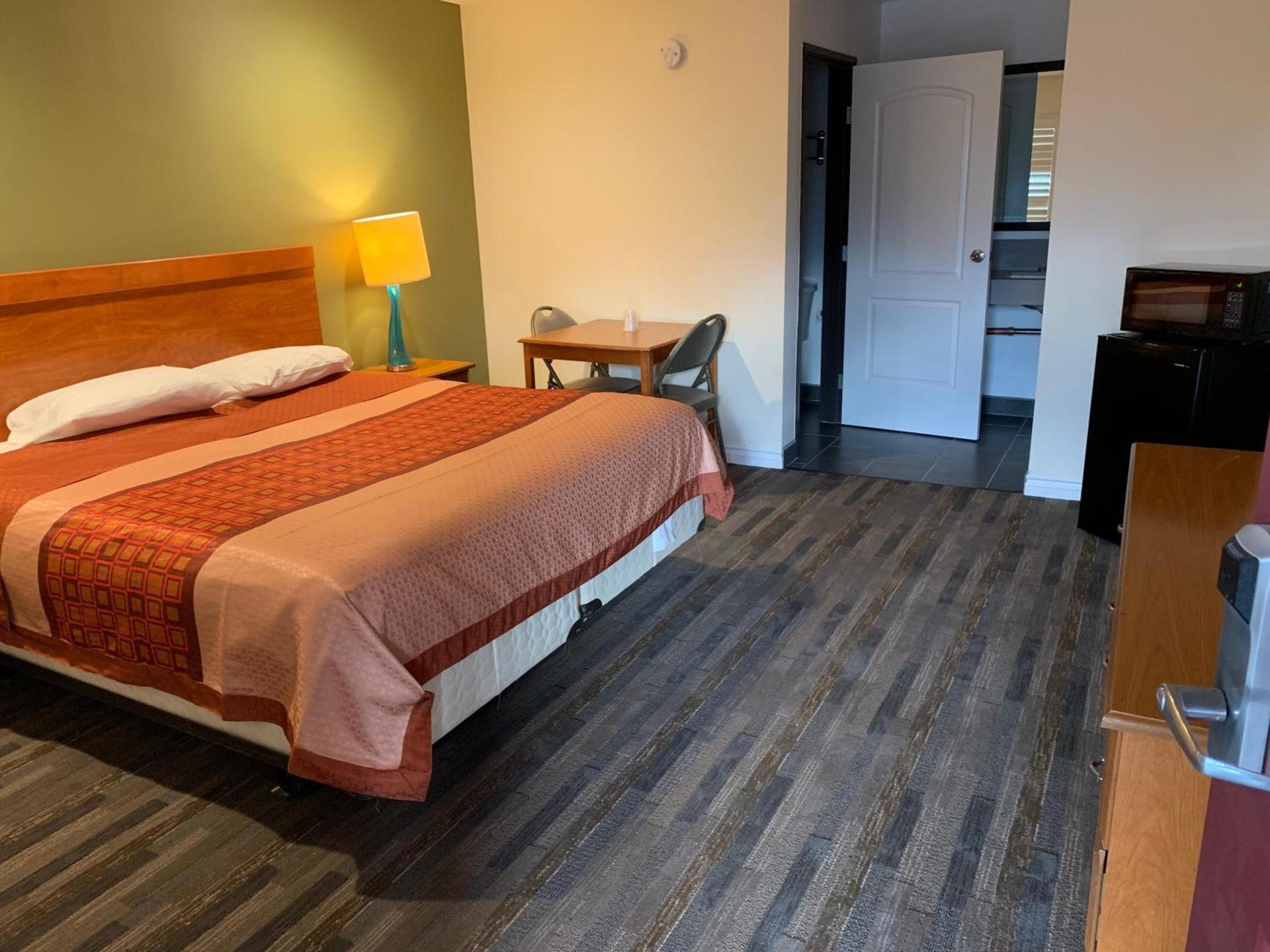 Desert Inn Motel photo 6
