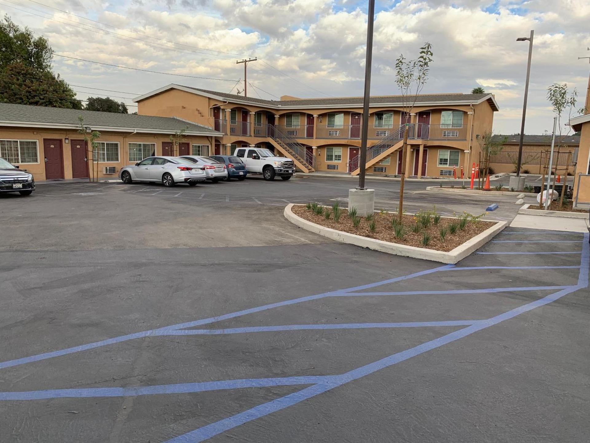 Desert Inn Motel photo 3