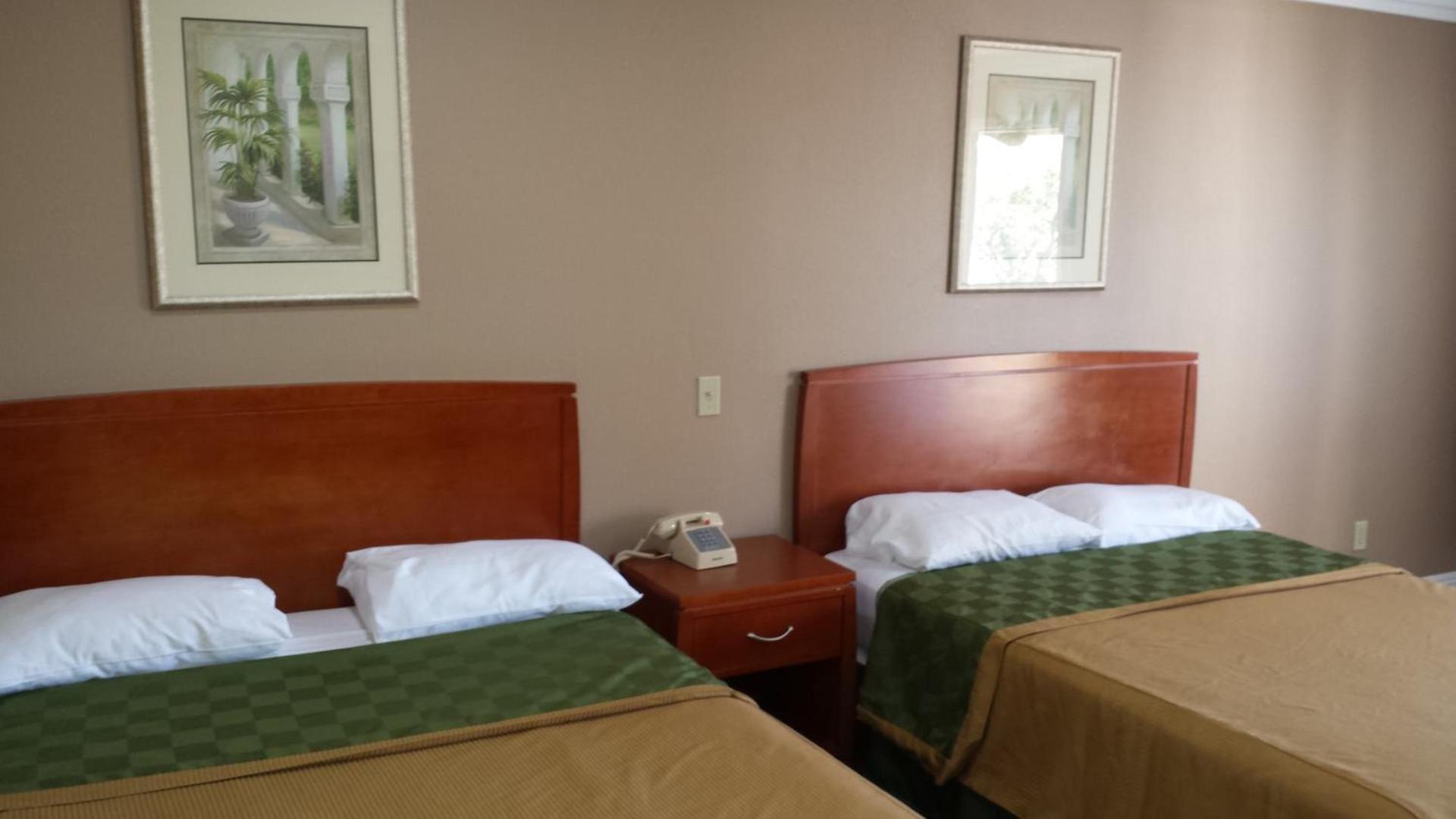 Regency Hotel - Moreno Valley photo 17