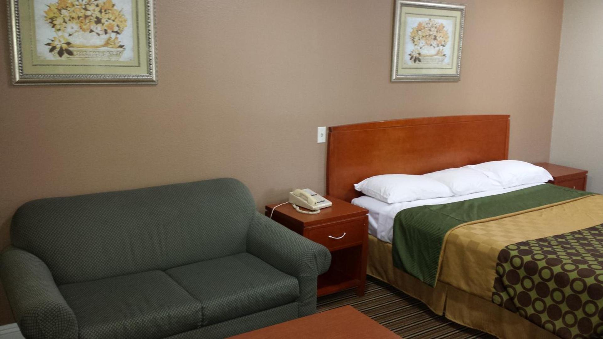Regency Hotel - Moreno Valley photo 14