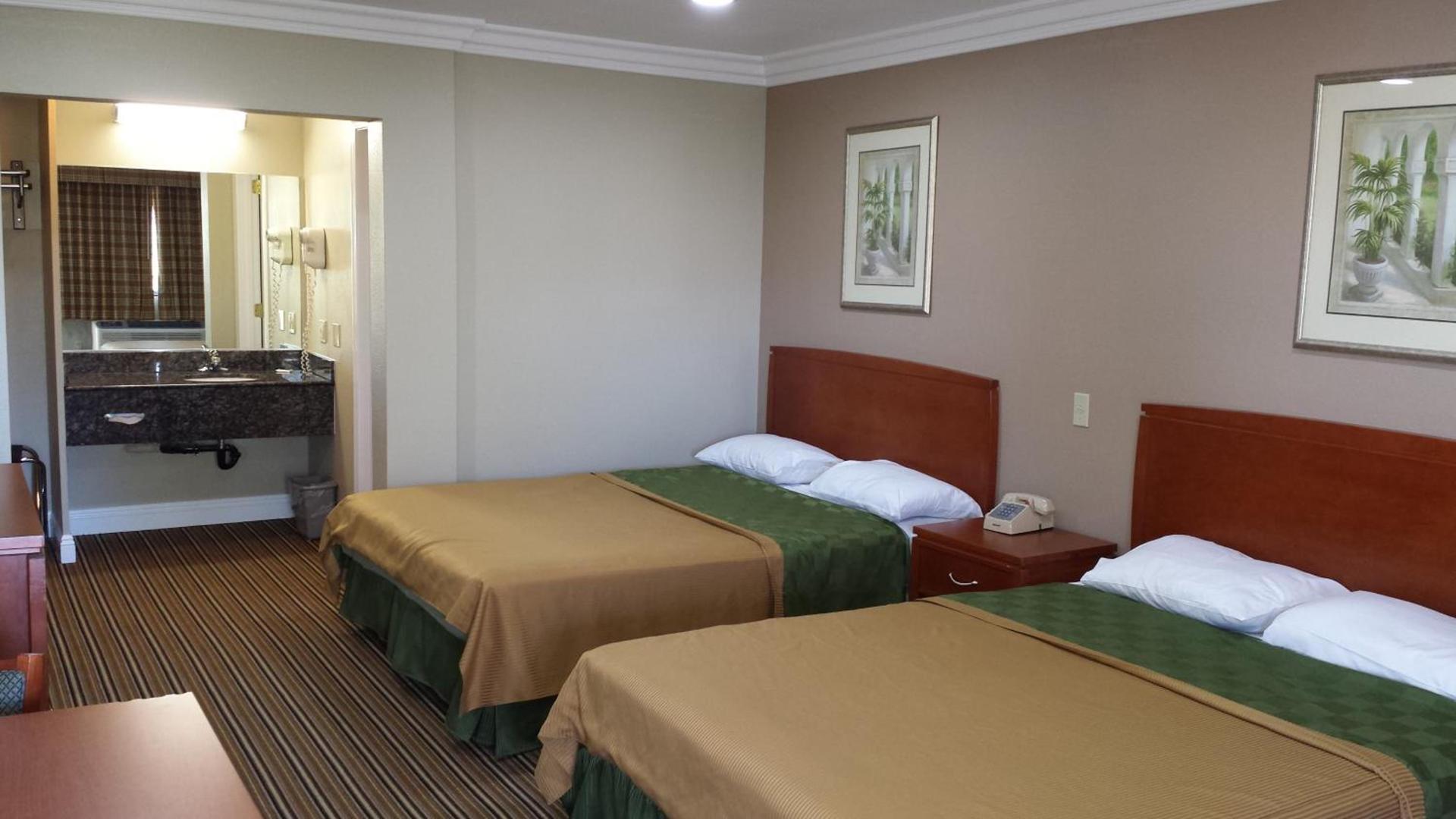 Regency Hotel - Moreno Valley photo 2