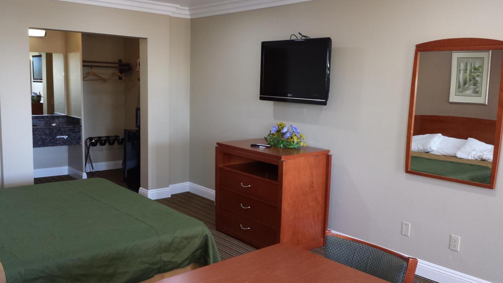 Regency Hotel - Moreno Valley photo 6