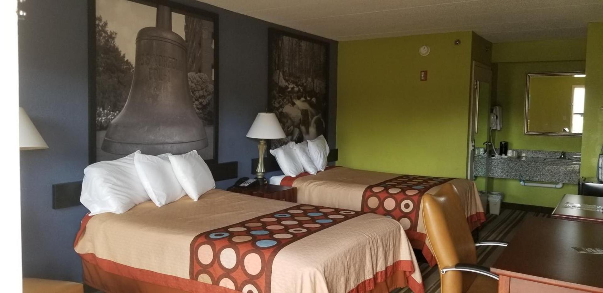 Super 8 by Wyndham Ruther Glen Kings Dominion Area photo 6