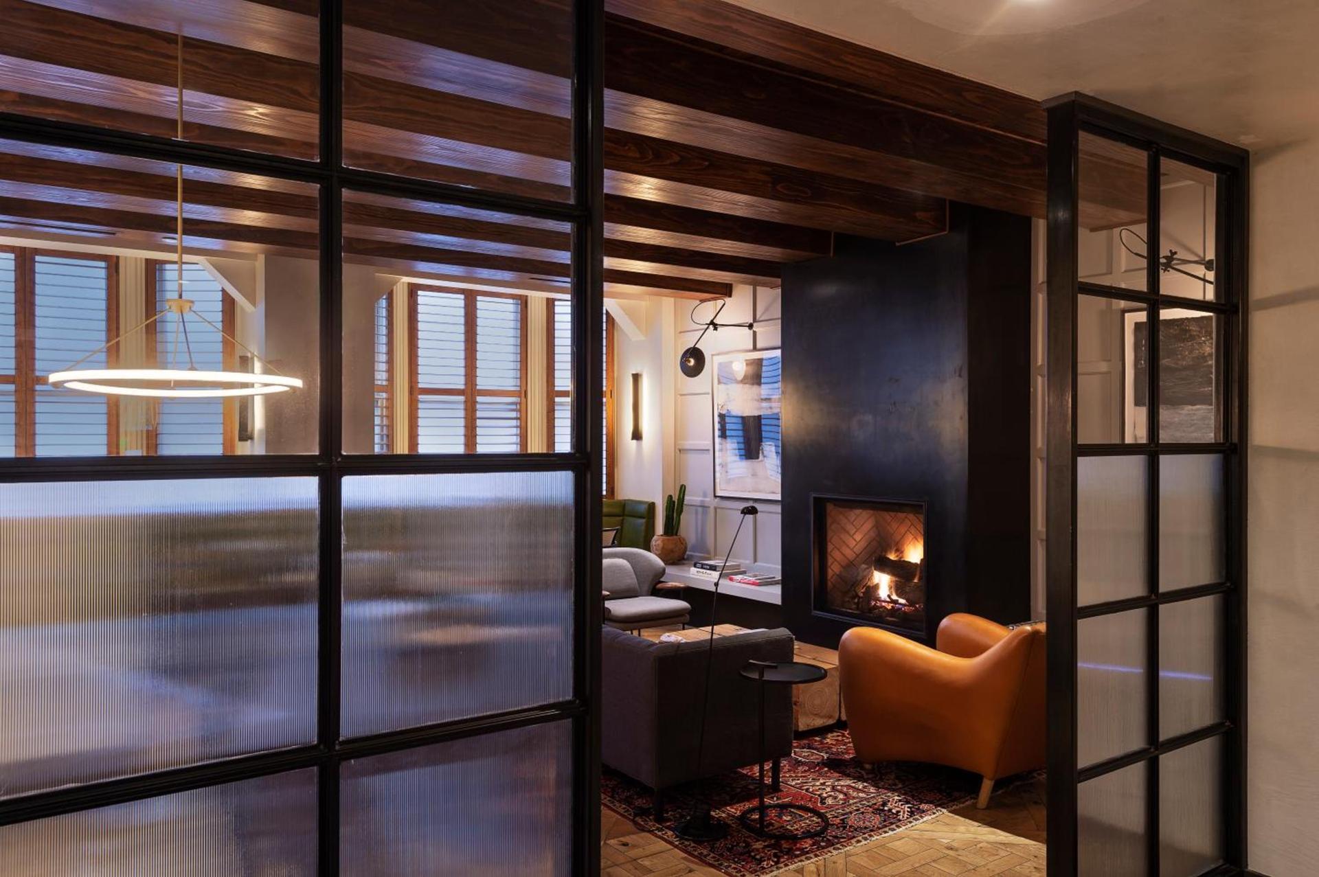 ROOST Rittenhouse photo 3