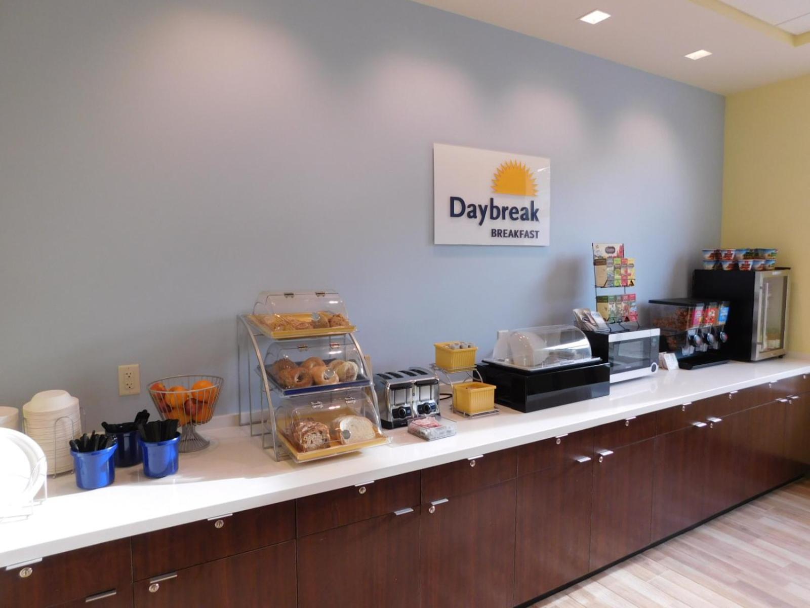 Days Inn & Suites by Wyndham Kearney NE photo 15