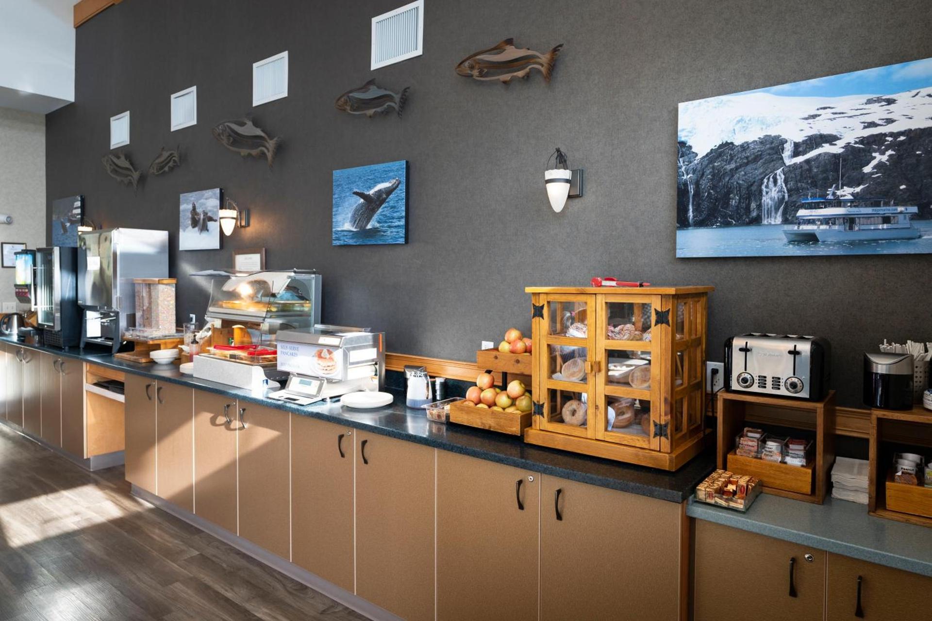 Harbor 360 Hotel Seward photo 17