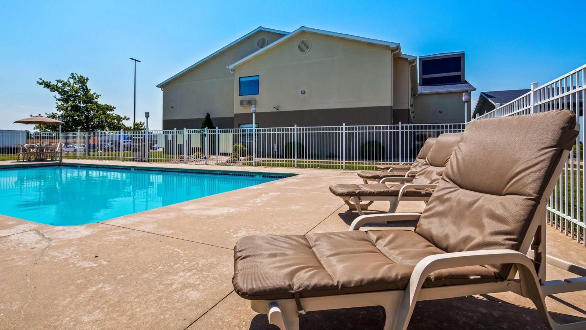 Best Western Brookfield photo 15