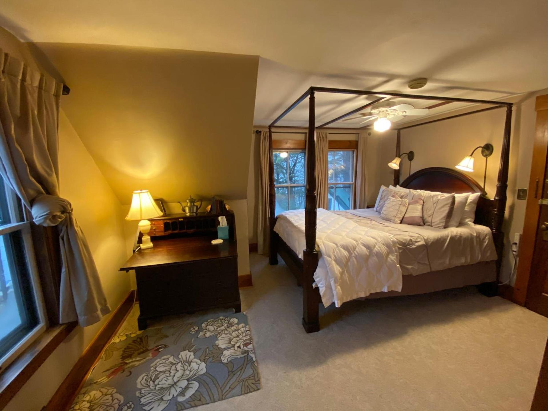 Follansbee Inn photo 77