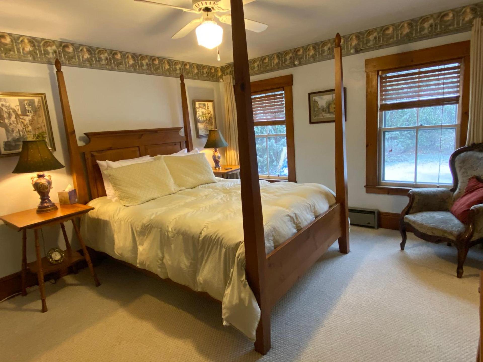 Follansbee Inn photo 45