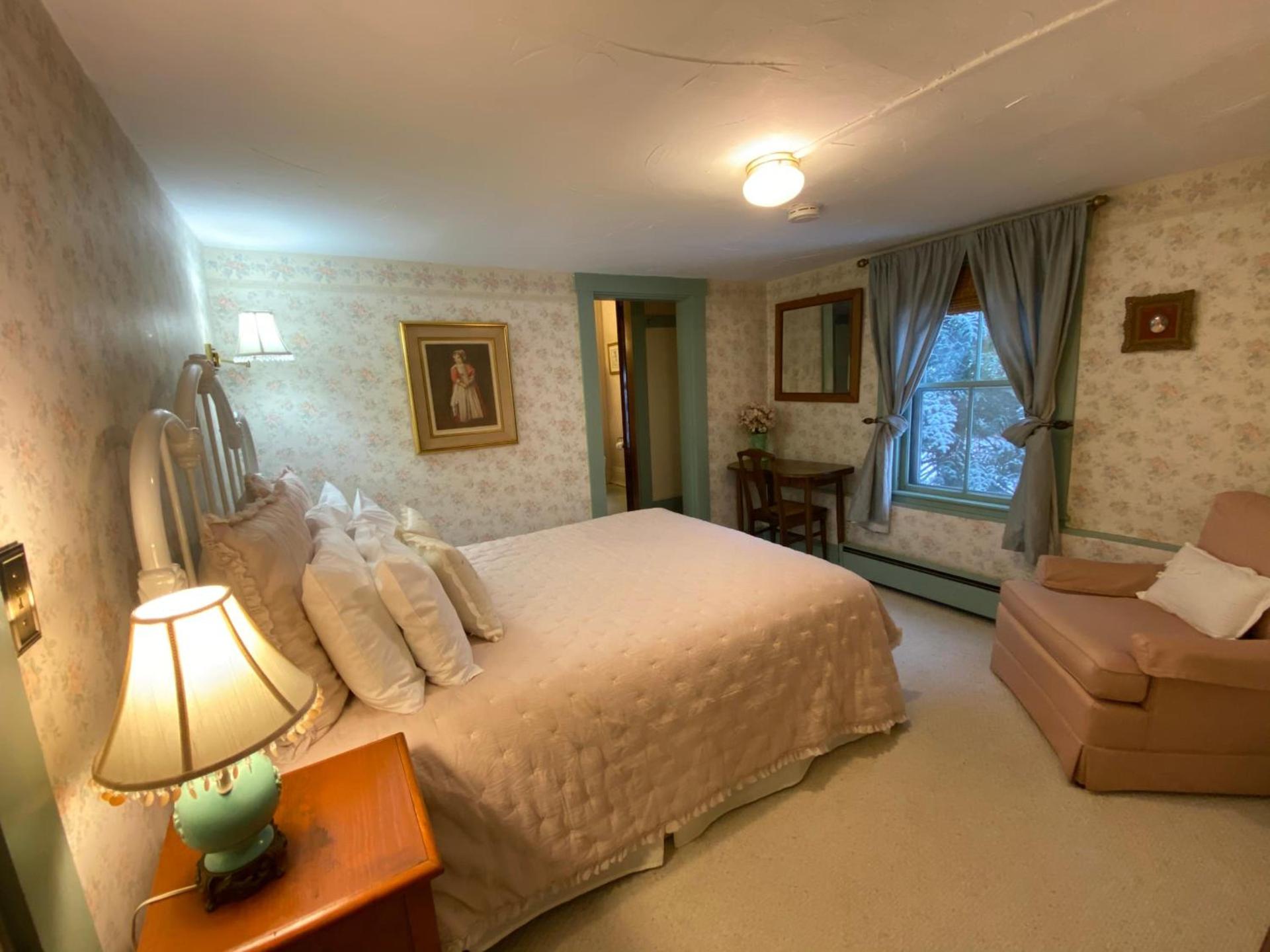 Follansbee Inn photo 34