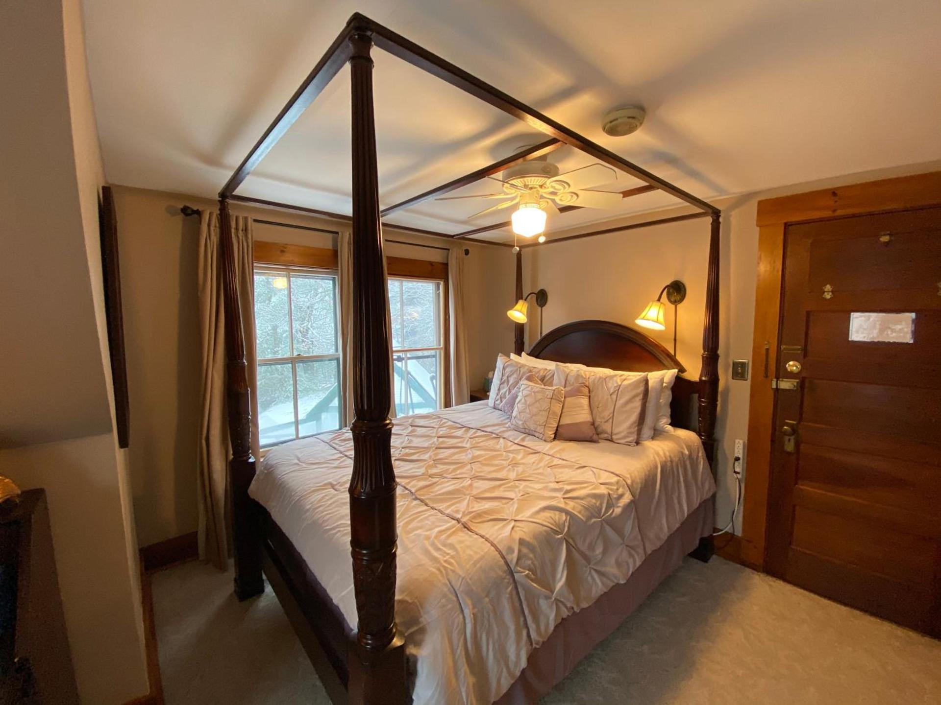 Follansbee Inn photo 23