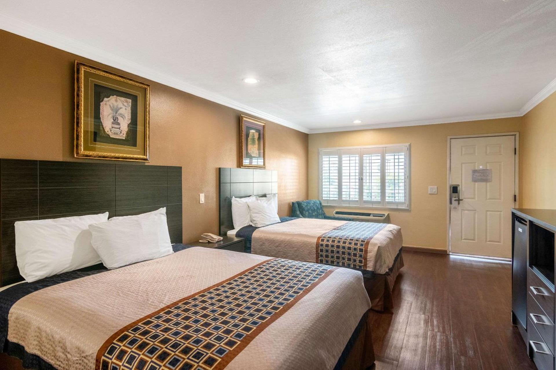 Rodeway Inn Artesia Cerritos photo 27