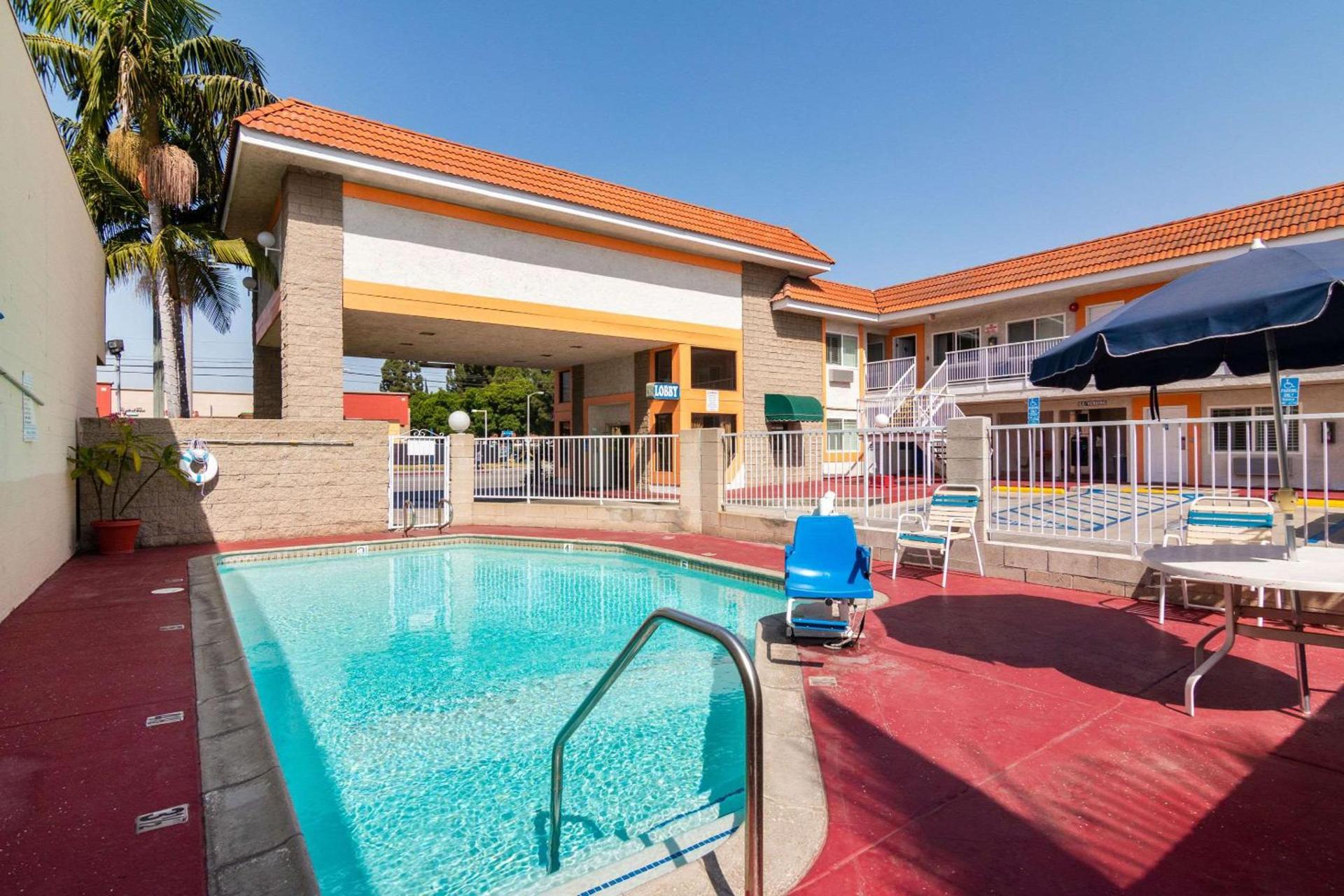 Rodeway Inn Artesia Cerritos photo 10