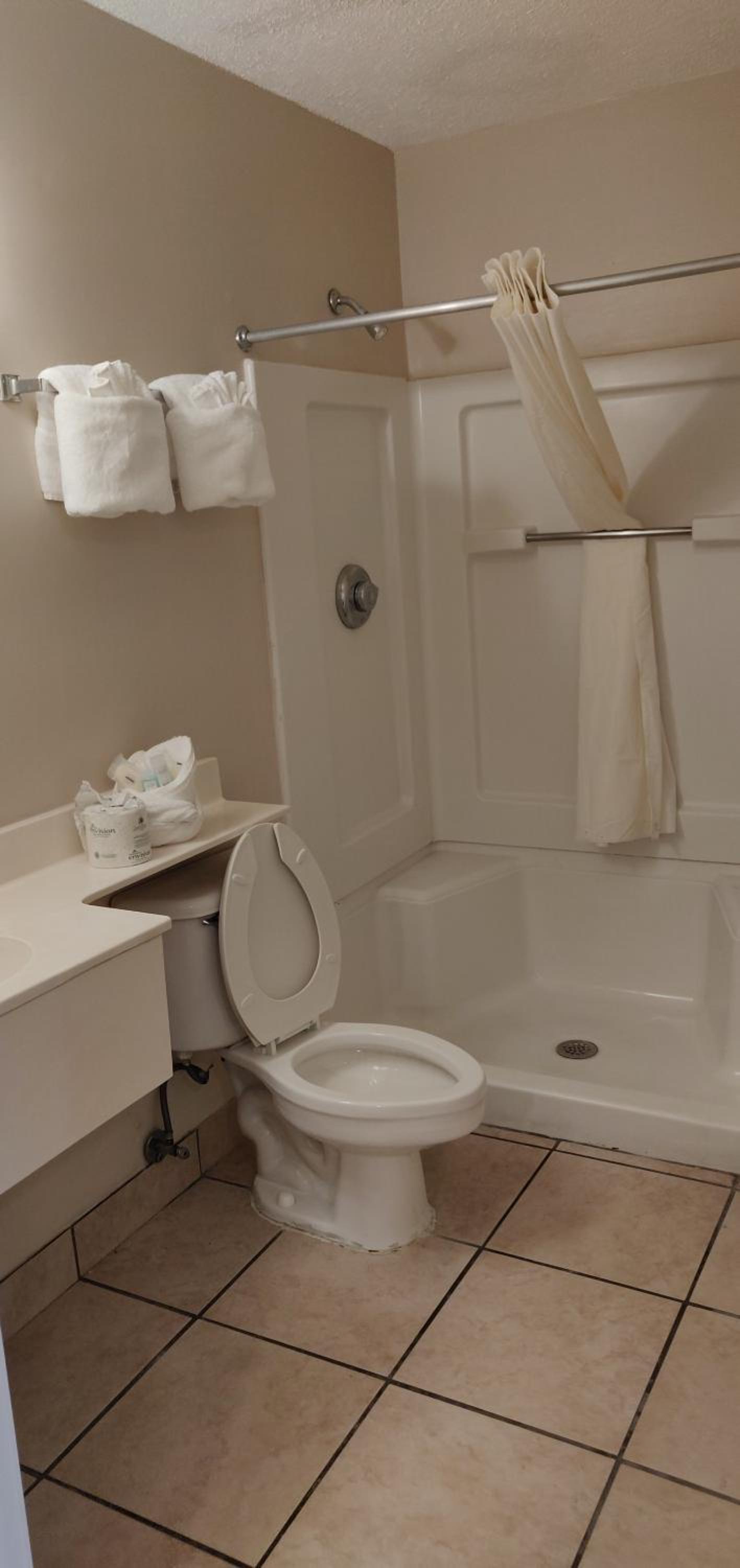 Tampa Bay Extended Stay - Airport photo 12