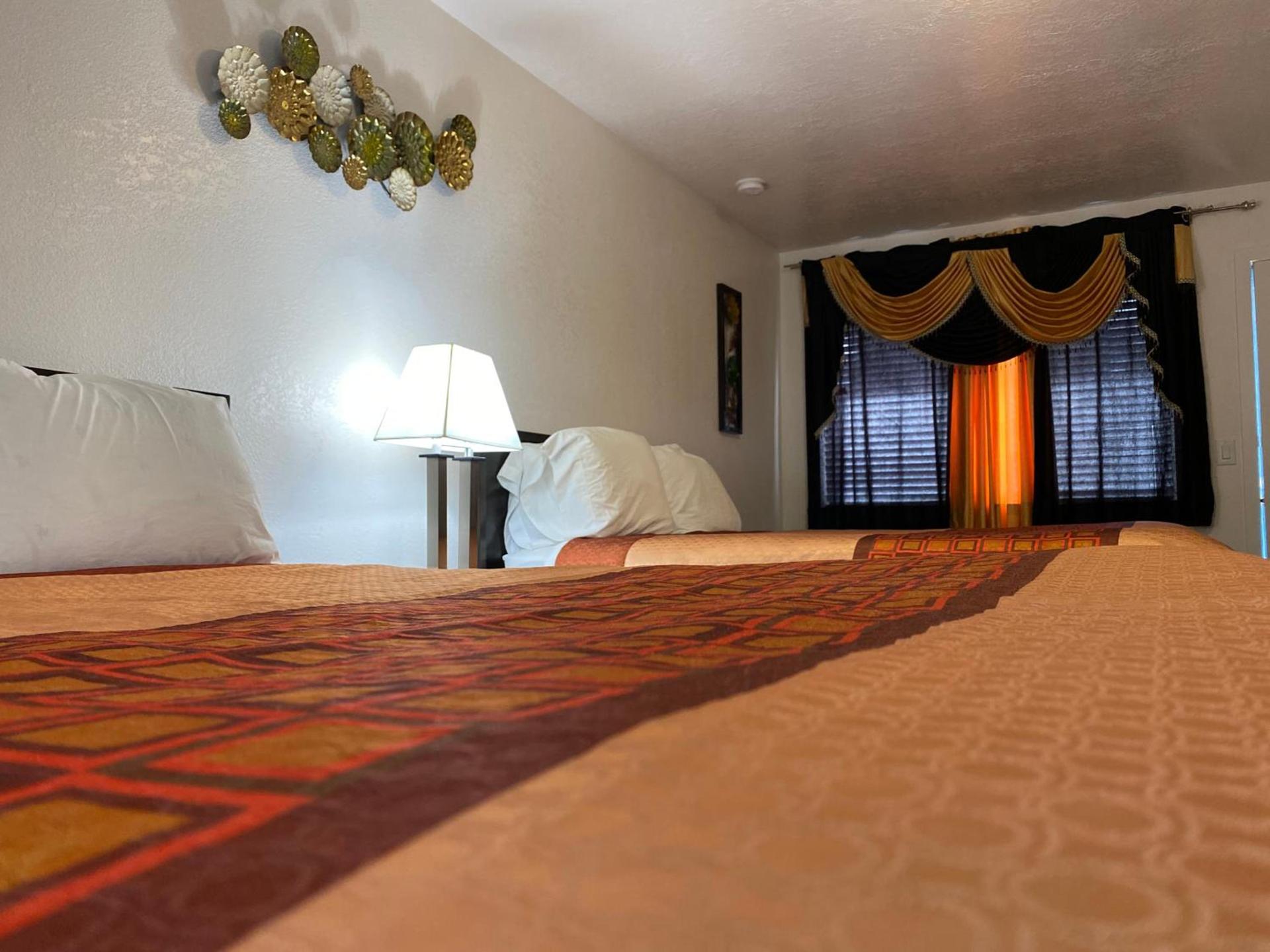 Motel West photo 95