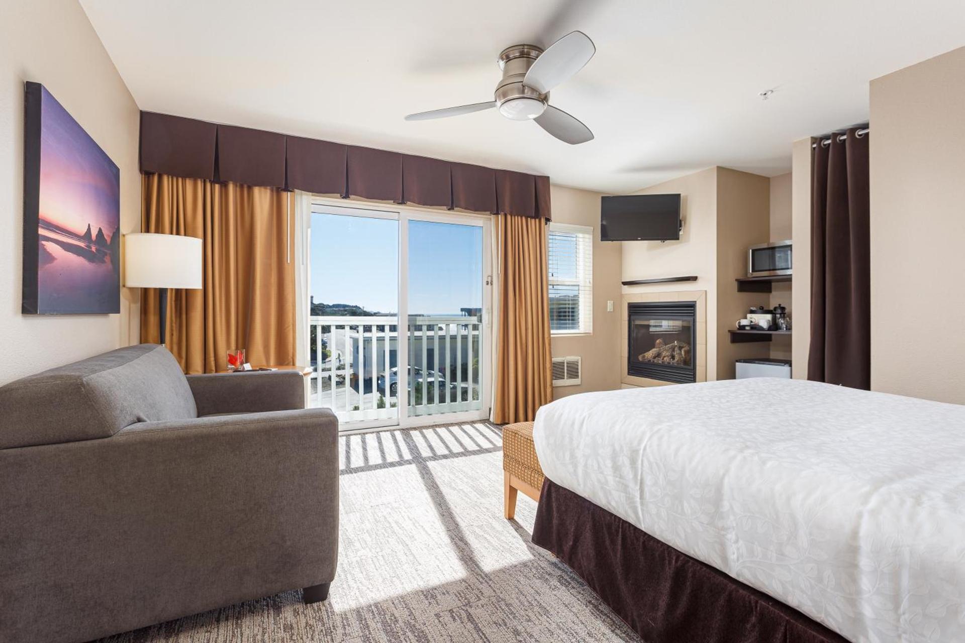 The Coho Oceanfront Lodge photo 35