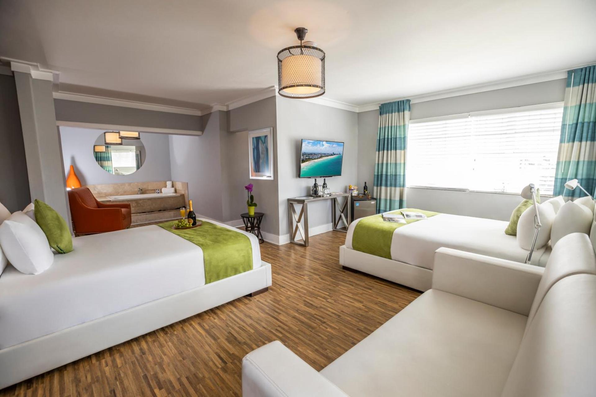 Chesterfield Hotel & Suites photo 47