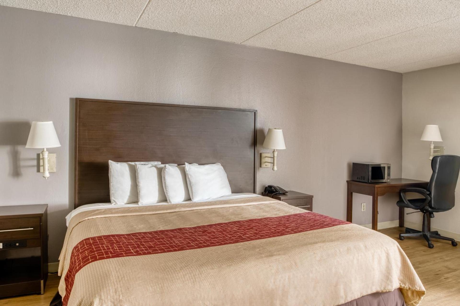 OYO Hotel Burlington South photo 29