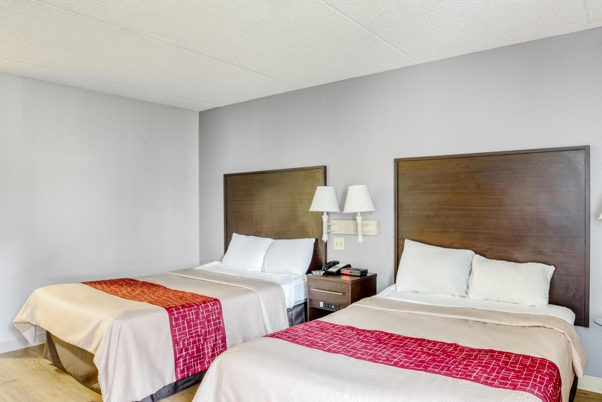 OYO Hotel Burlington South photo 5