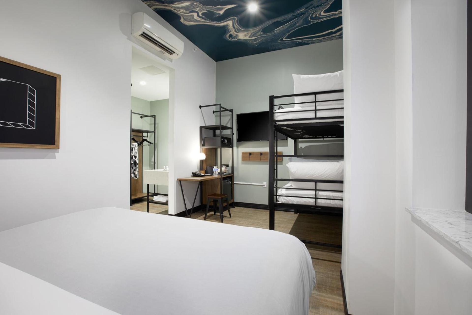 TRYP by Wyndham Pittsburgh/Lawrenceville photo 77