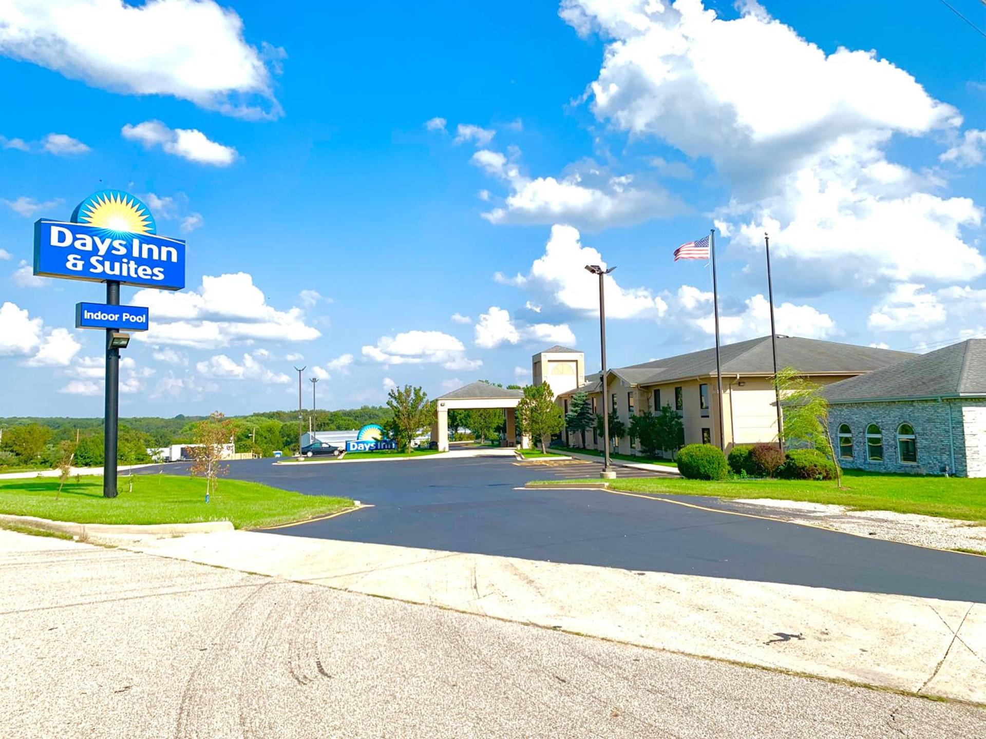 Days Inn & Suites by Wyndham Cuba photo 32