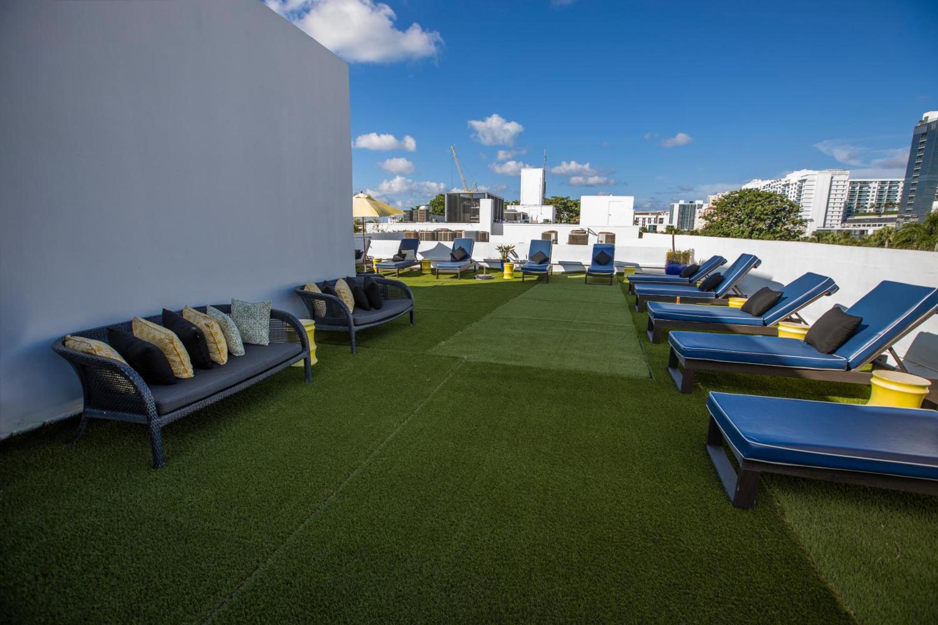 Riviera Suites photo 62