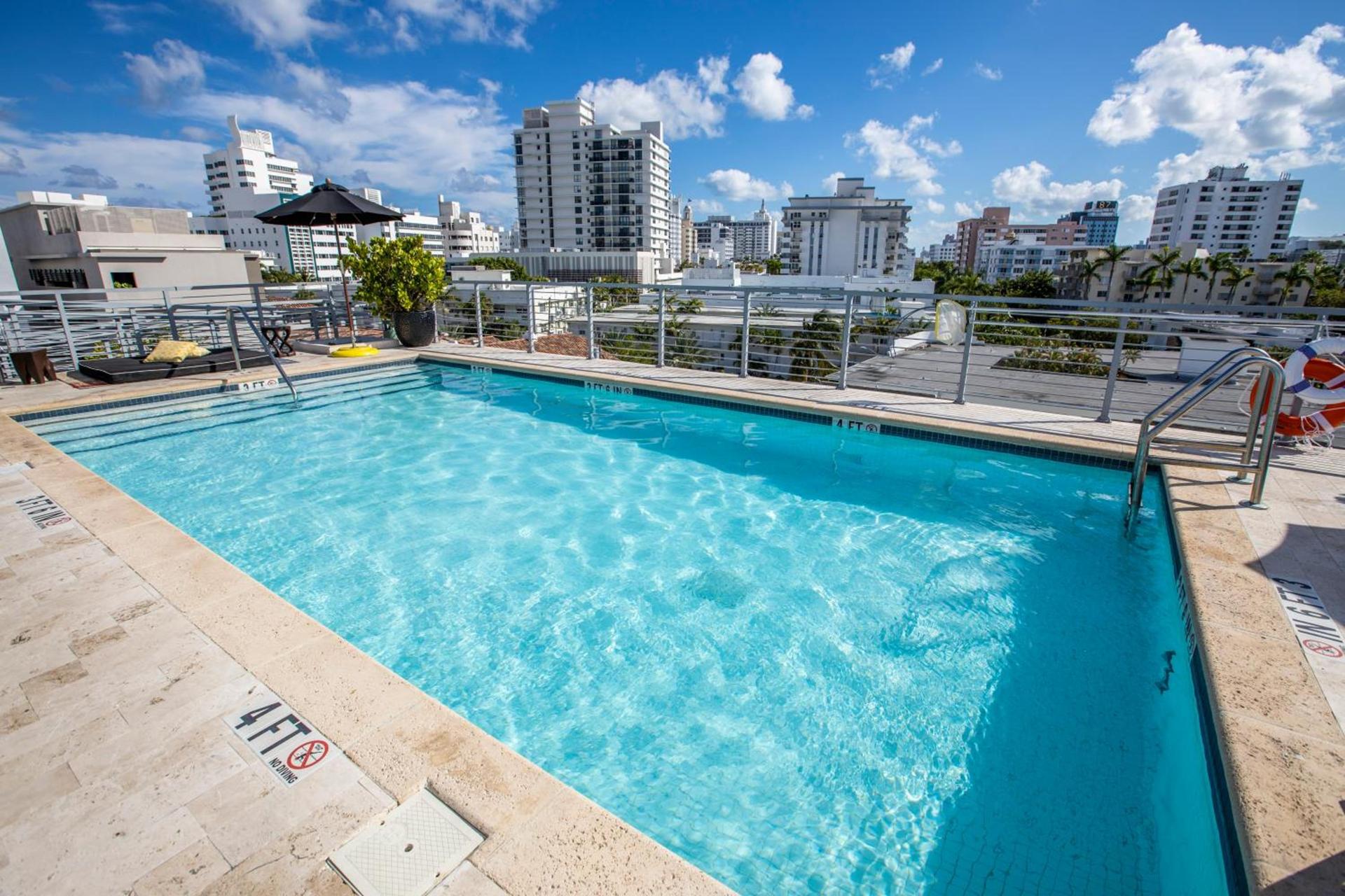 Riviera Suites photo 4