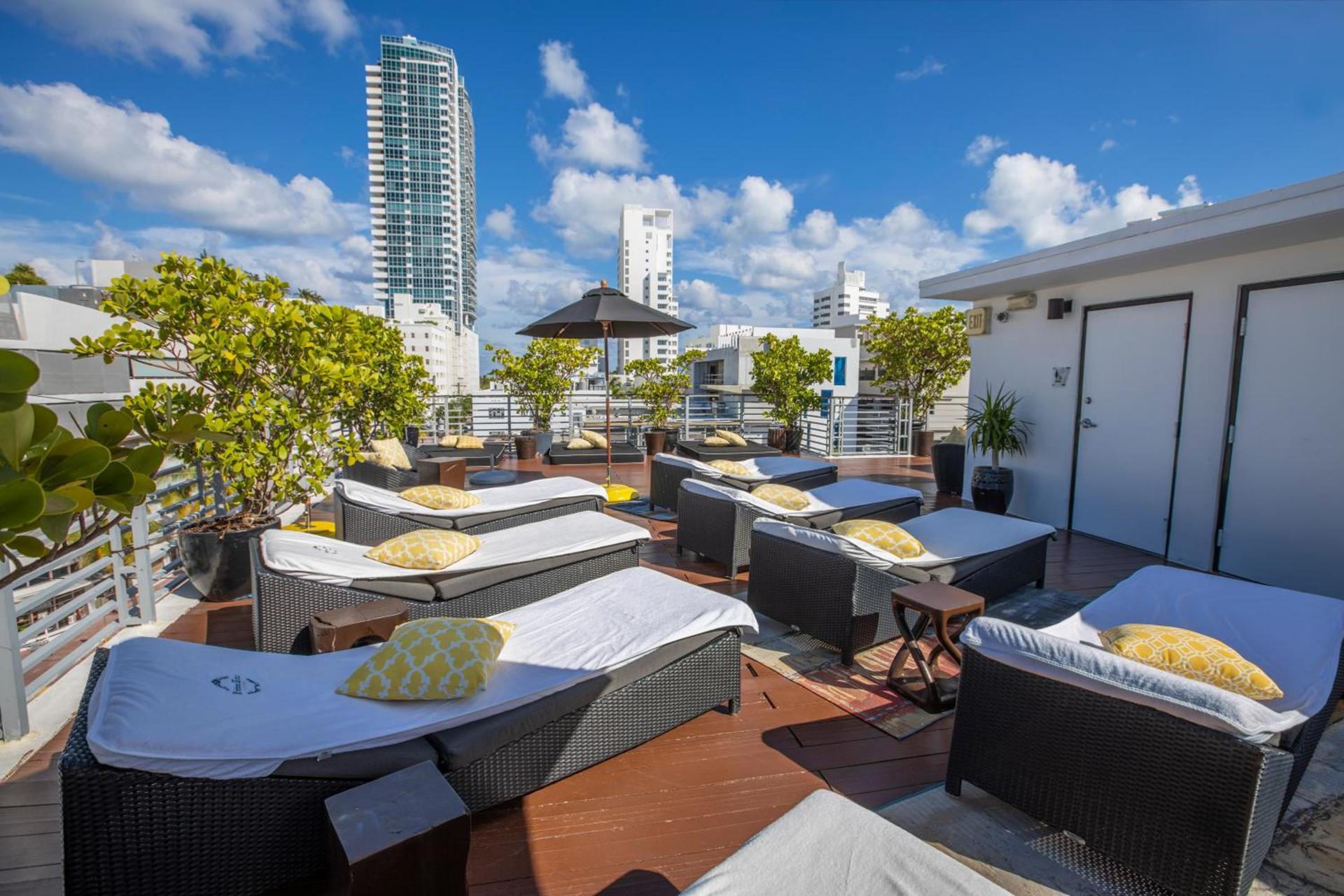 Riviera Suites photo 12