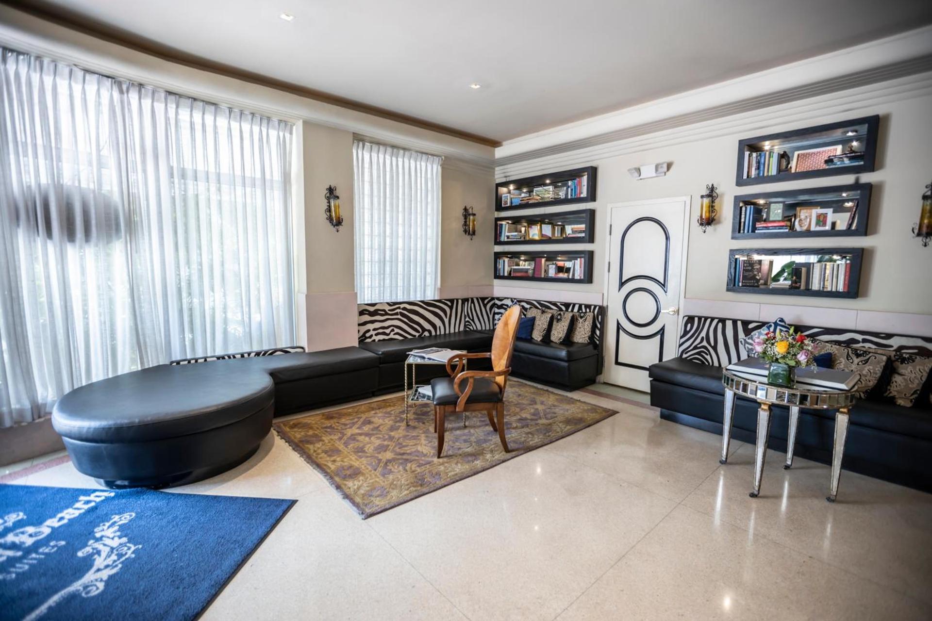 Riviera Suites photo 14