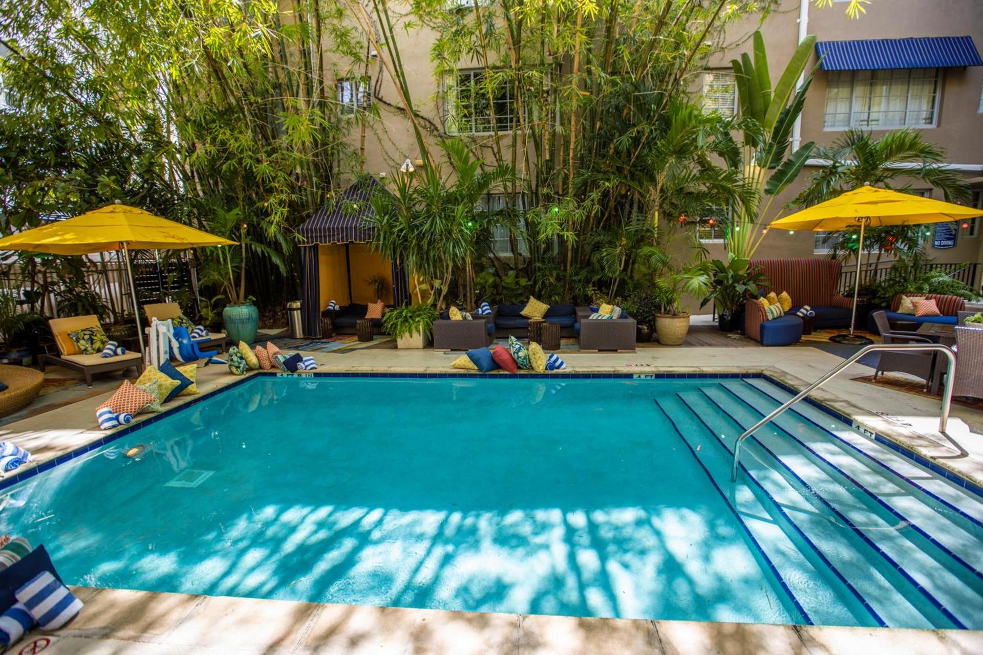 Riviera Suites photo 3