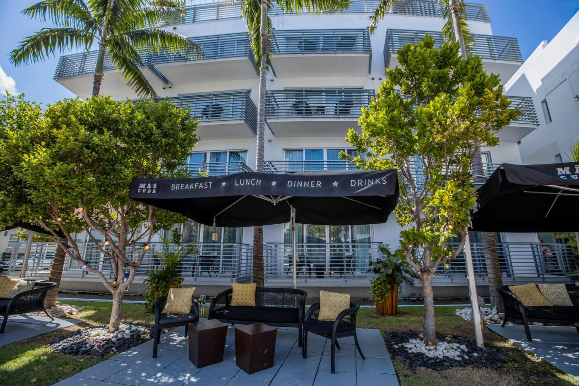 Riviera Suites photo 19