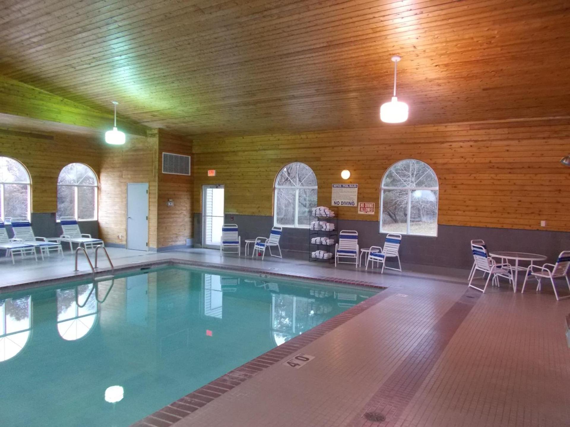 Northwoods Best Inn - Chetek photo 28