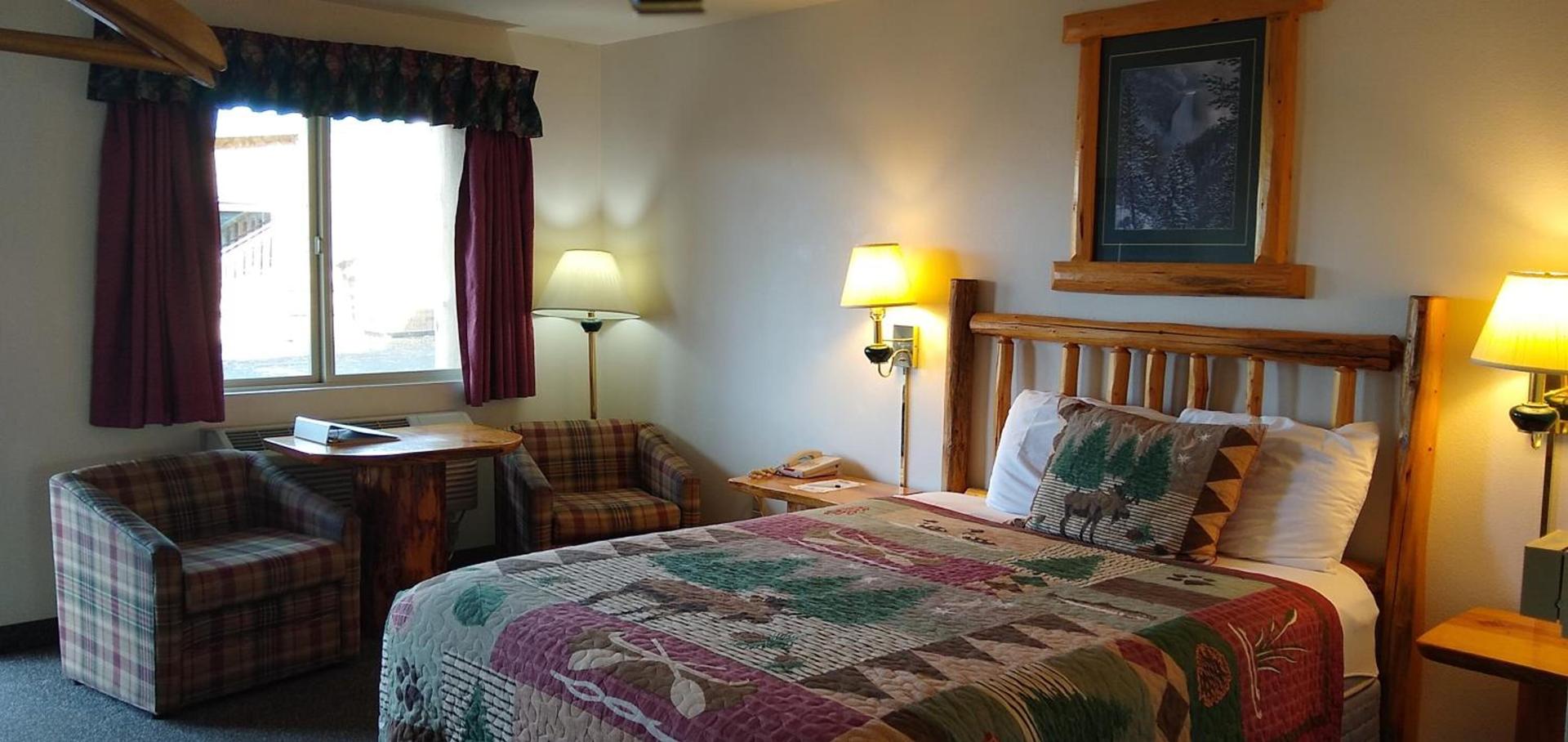 Ponderosa Motel photo 2