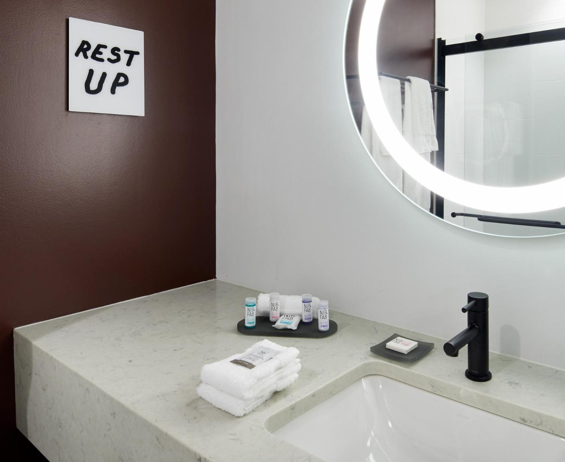 TRYP by Wyndham Pittsburgh/Lawrenceville photo 45